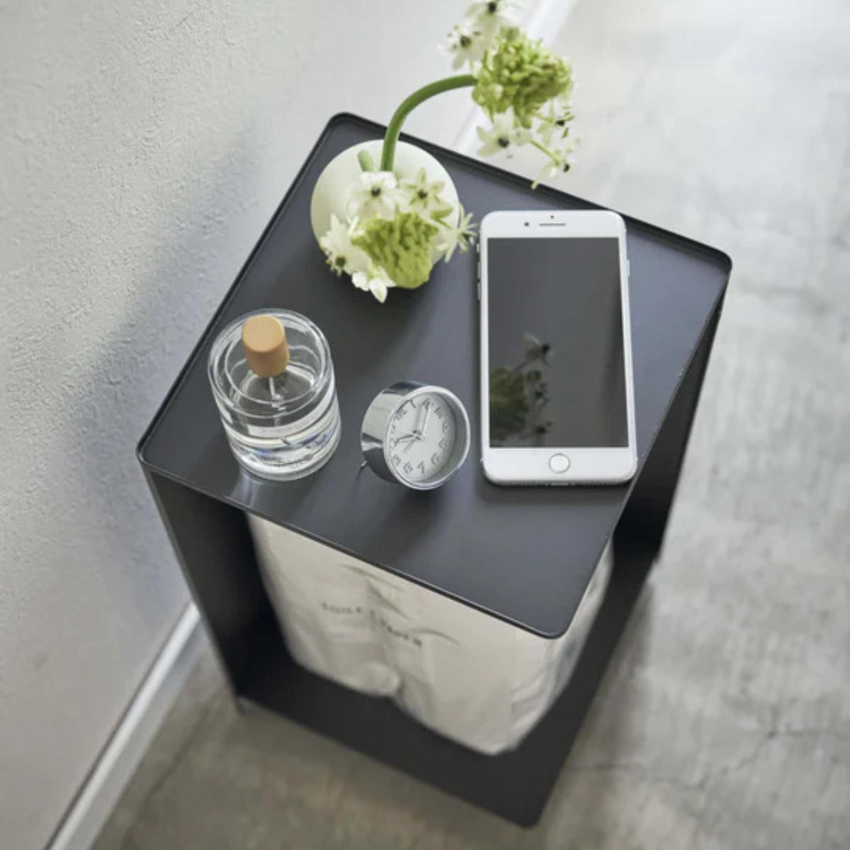 TOILETTENPAPIERHALTER mit rollen - tower 23,5/23,5/43 cm - Schwarz, Metall (23.5/43/23.5cm) - Yamazaki