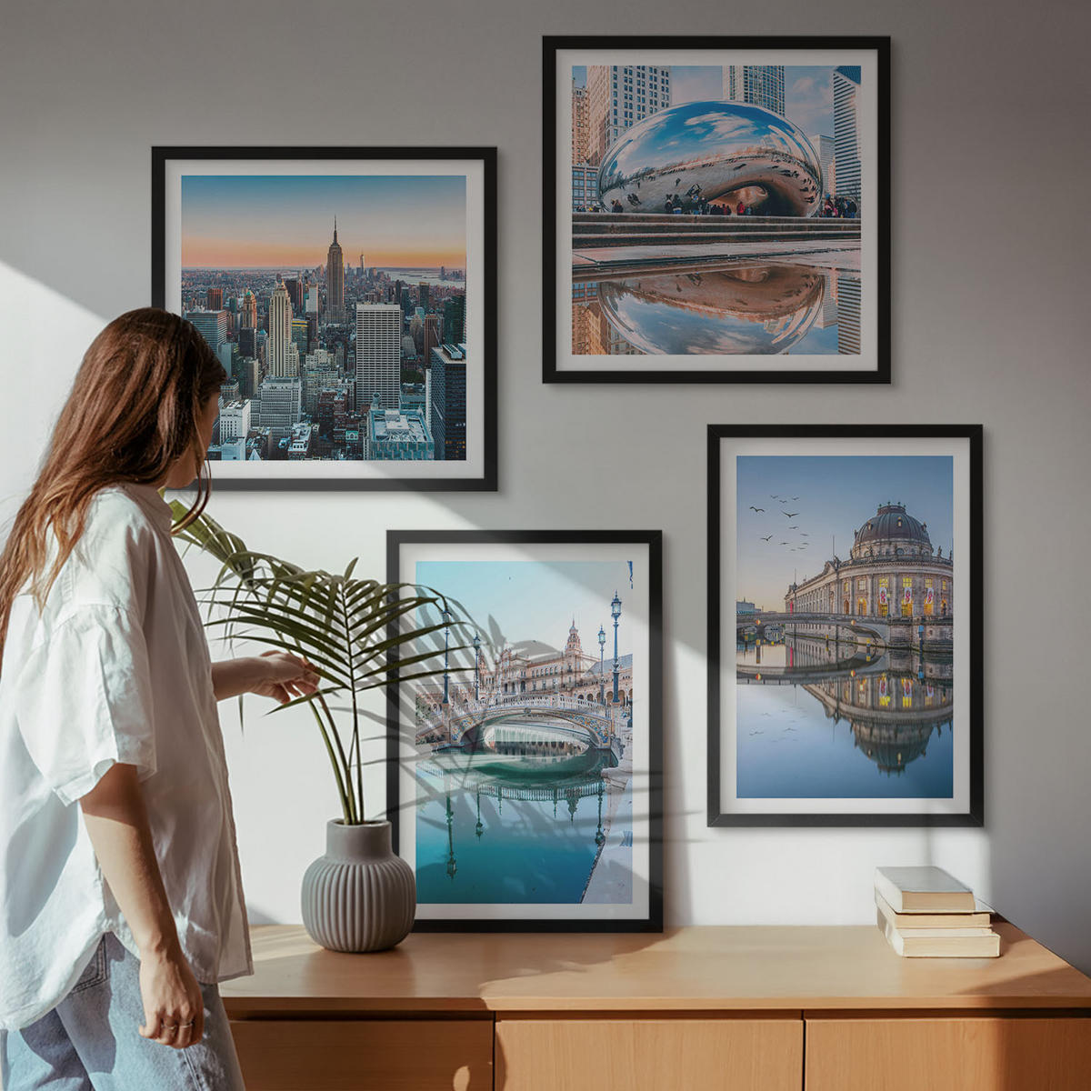 BILDER SET 4er Set - 50x50 cm & 40x60 cm Schwarzer Rahmen - Architektur von Städten am Wasser - Schwarz, Kunststoff (50/50cm) - TULUP