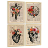 POSTER Set aus 4 Vintage Anatomie Drucke und Wandbilder mit Herz Schädel Skelett und Gehirn Collage Stil Wanddekoration Größe Rahmenlos A4 - Klar, Papier (21/29.7/3cm) - Nacnic