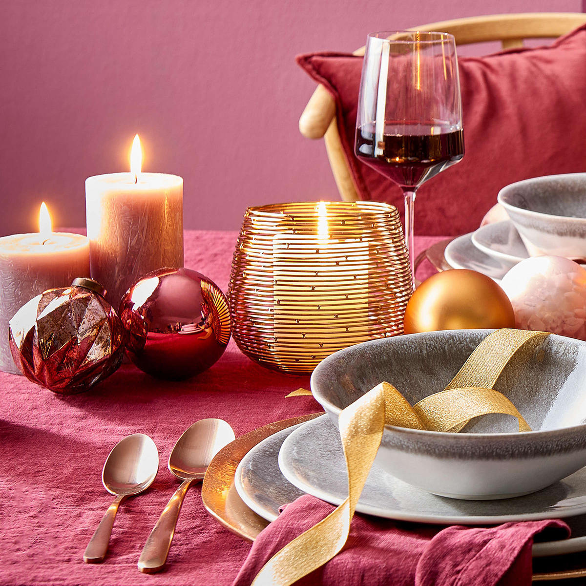 TEELICHTHALTER Twine Light - Goldfarben, Metall (13cm) - Butlers