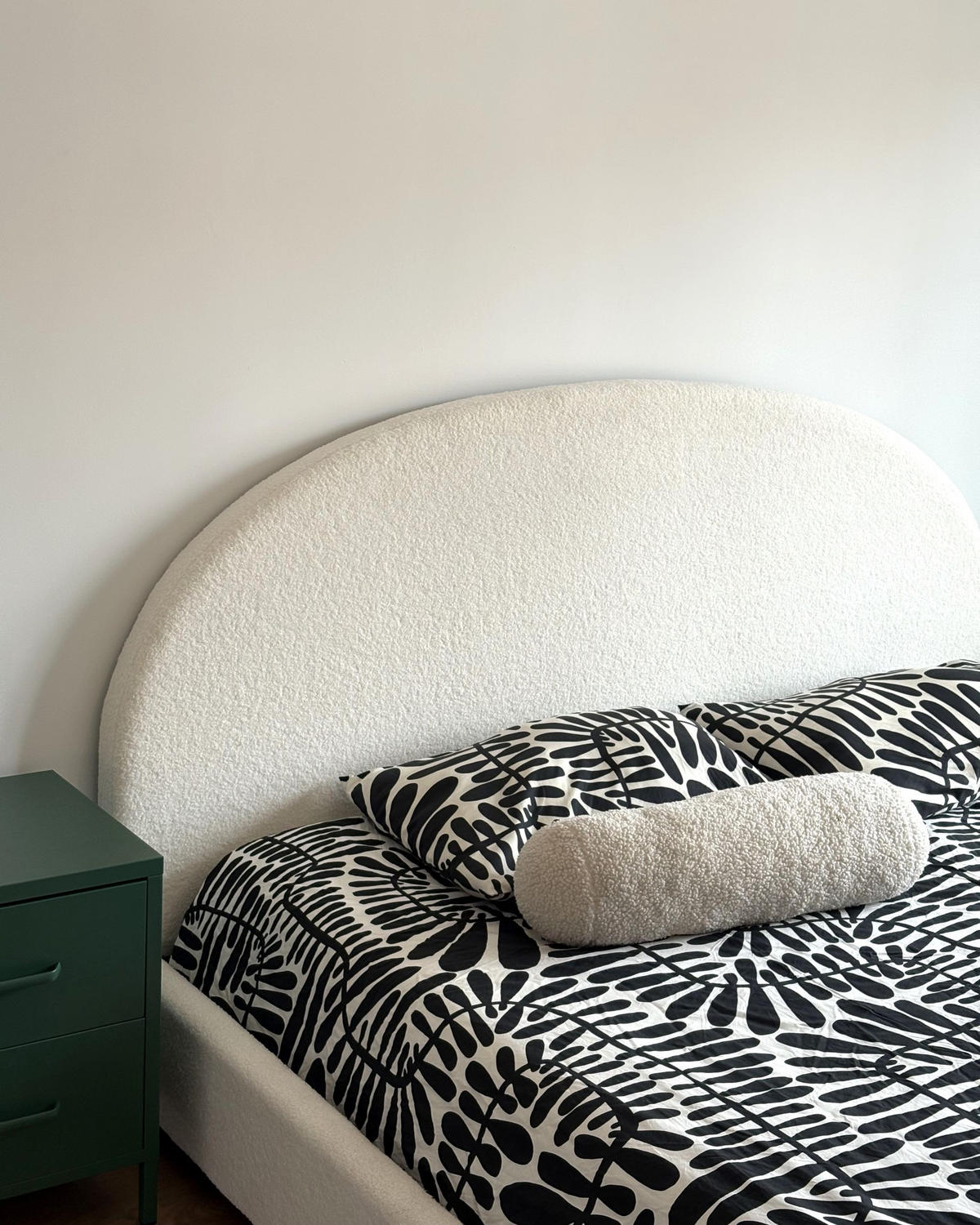 BETT mit Lattenrost 180/200 cm Cremeweiß Vaucluse - Weiß, Textil (180/200cm) - Beliani