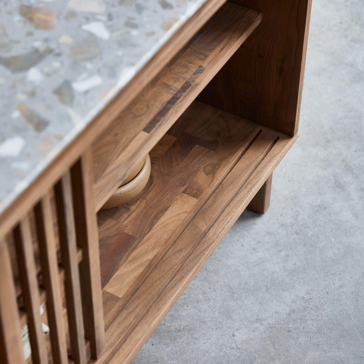 ANRICHTE Isaure Braun aus Walnuss - Braun, Holz (160/75/55cm) - Tikamoon