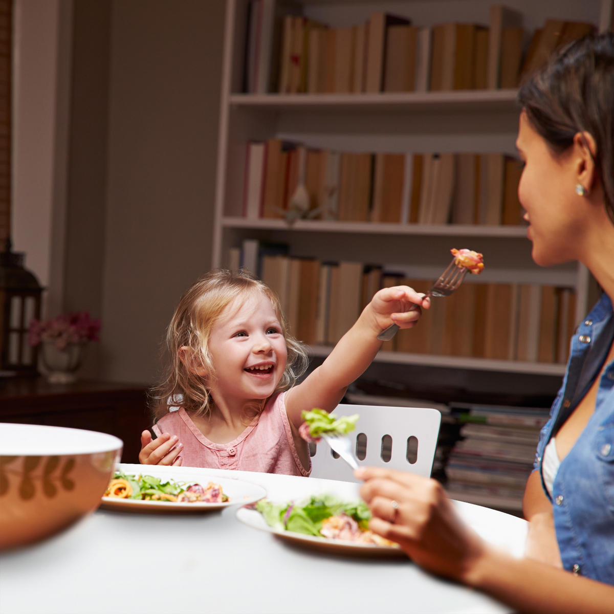 RUNDER - Multicolor, Holz/Holzwerkstoff (80/80/75cm) - Relaxdays