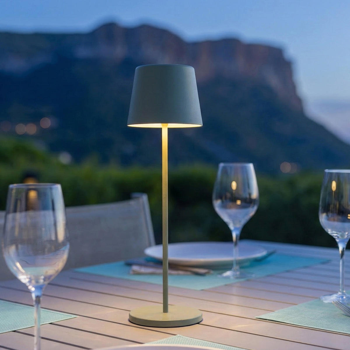 KELLY Kabellose Tischleuchte H38CM - Grün, Metall (10/10/38cm) - Lumisky