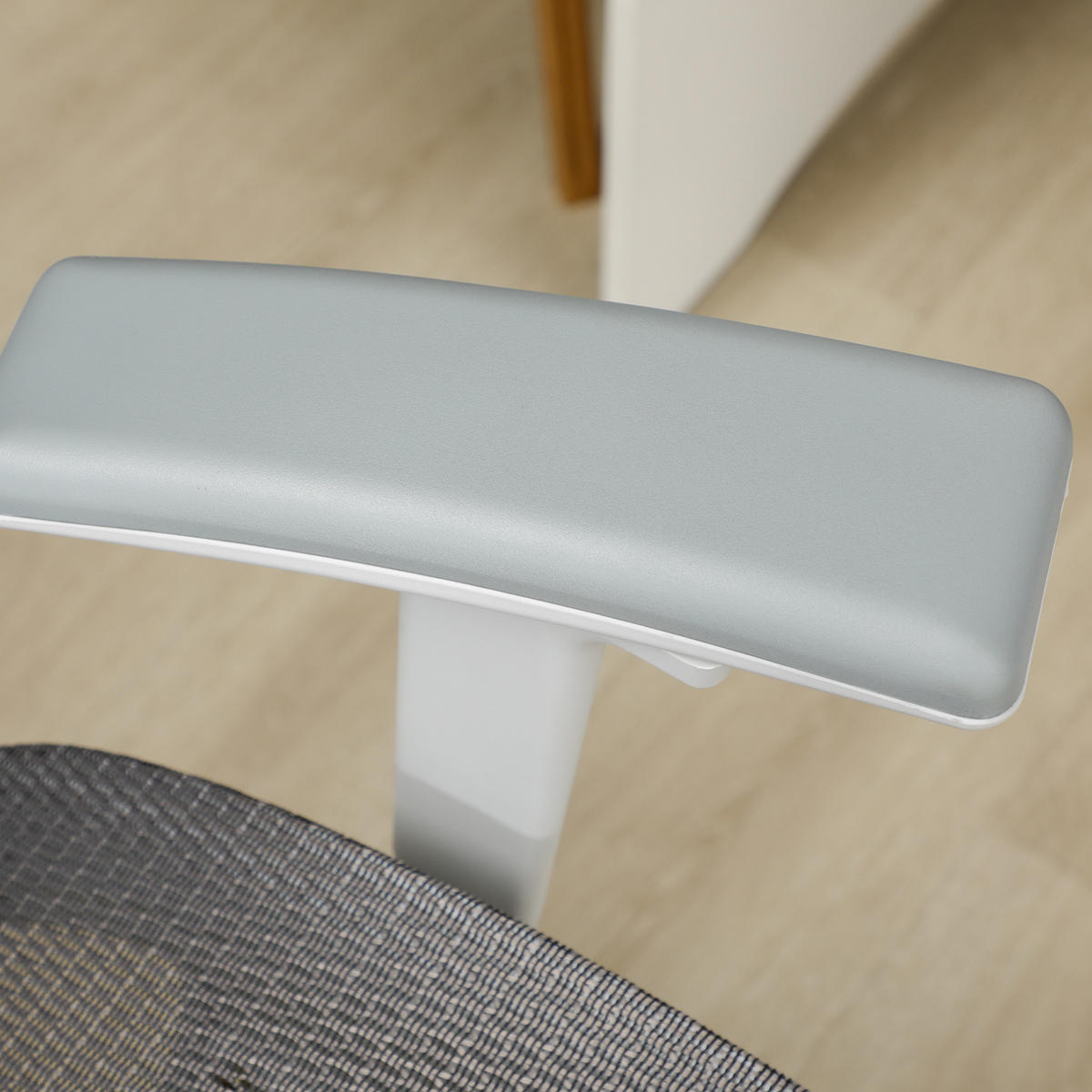 BÜROSTUHL Schreibtischstuhl höhenverstellbar mit 3D-Armlehne 3 Stufen Mesh Grau - Grau, Kunststoff (65/128/67cm) - Vinsetto