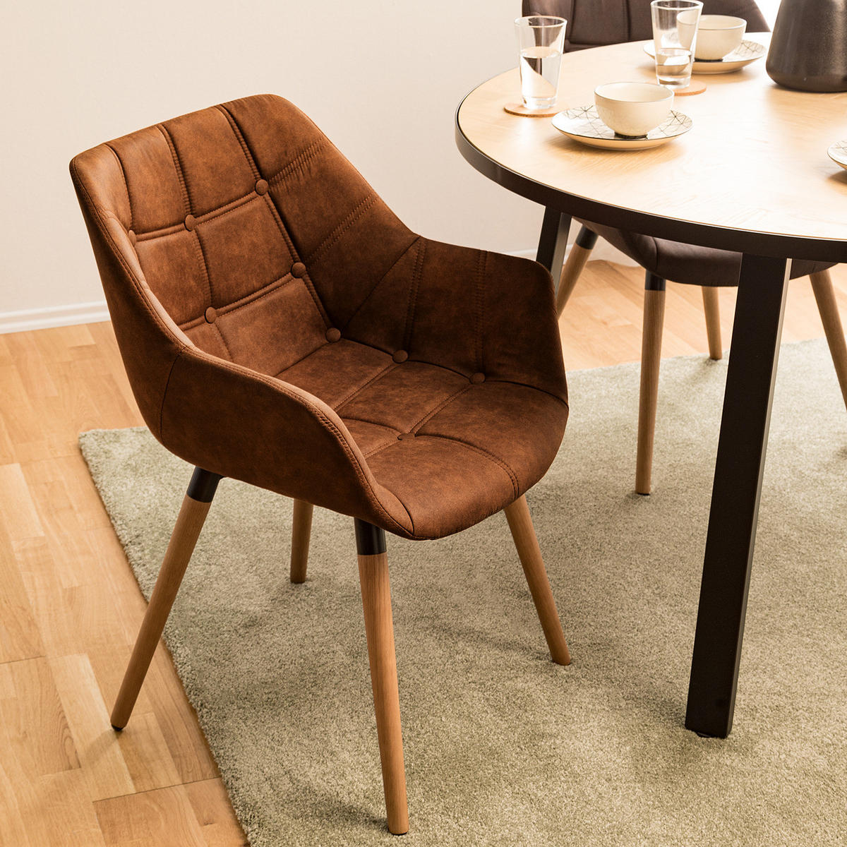 ARMLEHNENSTUHL - Eiche massiv - Cognac, Textil (61/83/60cm) - home24