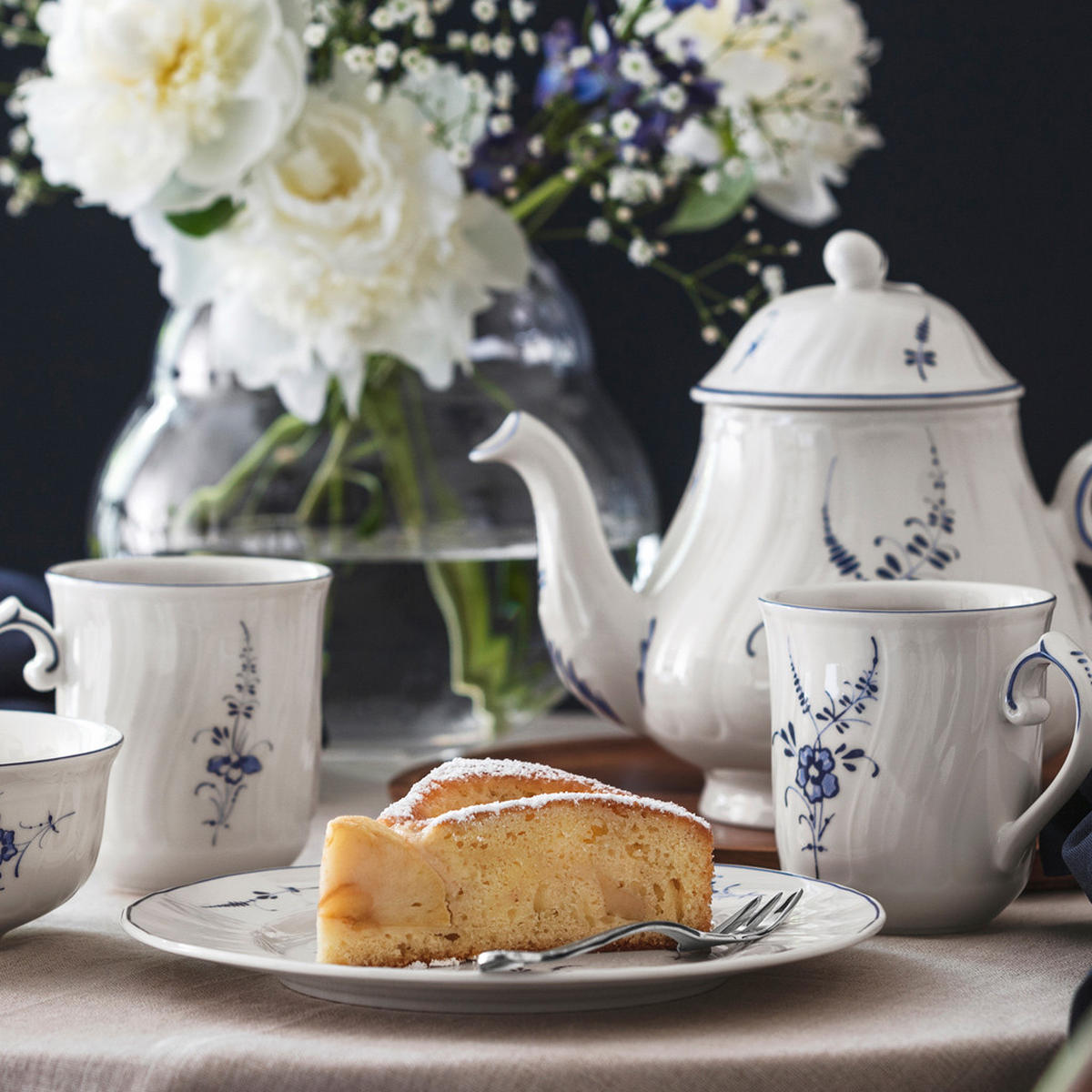 TEEKANNE Vieux Luxembourg weiß-blau 1,1 Liter - Blau/Weiß, Keramik (1.1L) - Villeroy & Boch