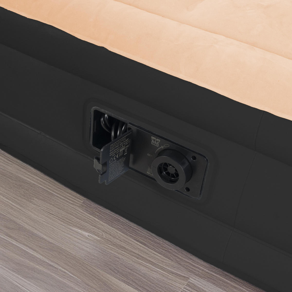 LUFTBETT Luftmatratze selbstaufblasend 196 x 97 x 47 cm mit integrierter Pumpe - Beige/Schwarz, Kunststoff (97/196cm) - Avenli