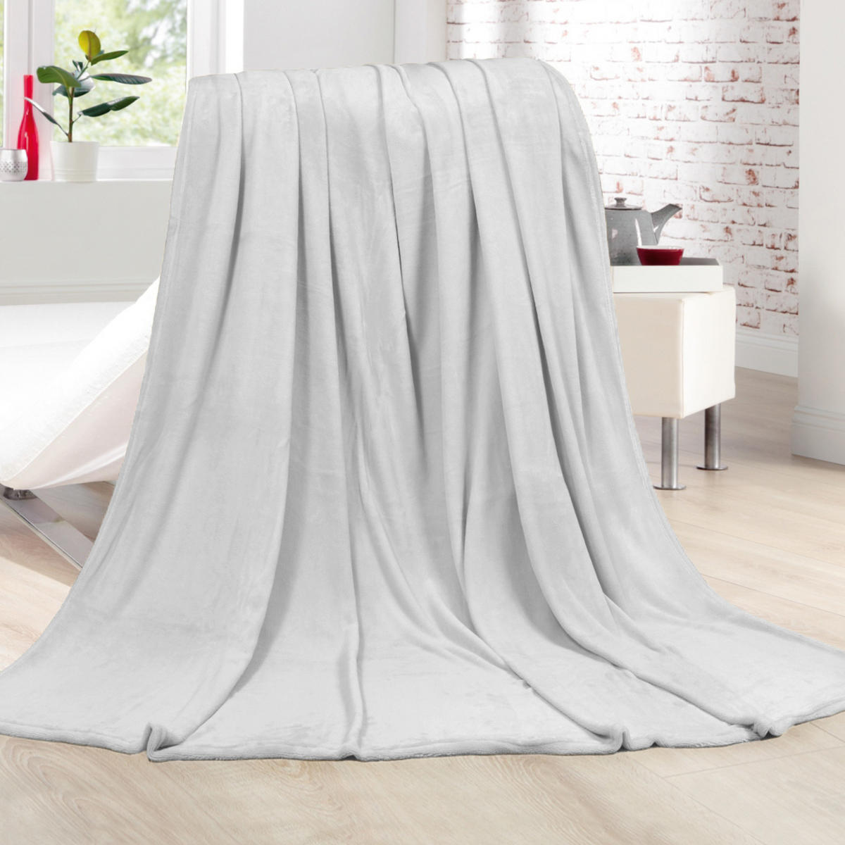 KUSCHELDECKE mit Cashmere Touch 150x200 cm Silber - Silberfarben, Textil (150/200cm)