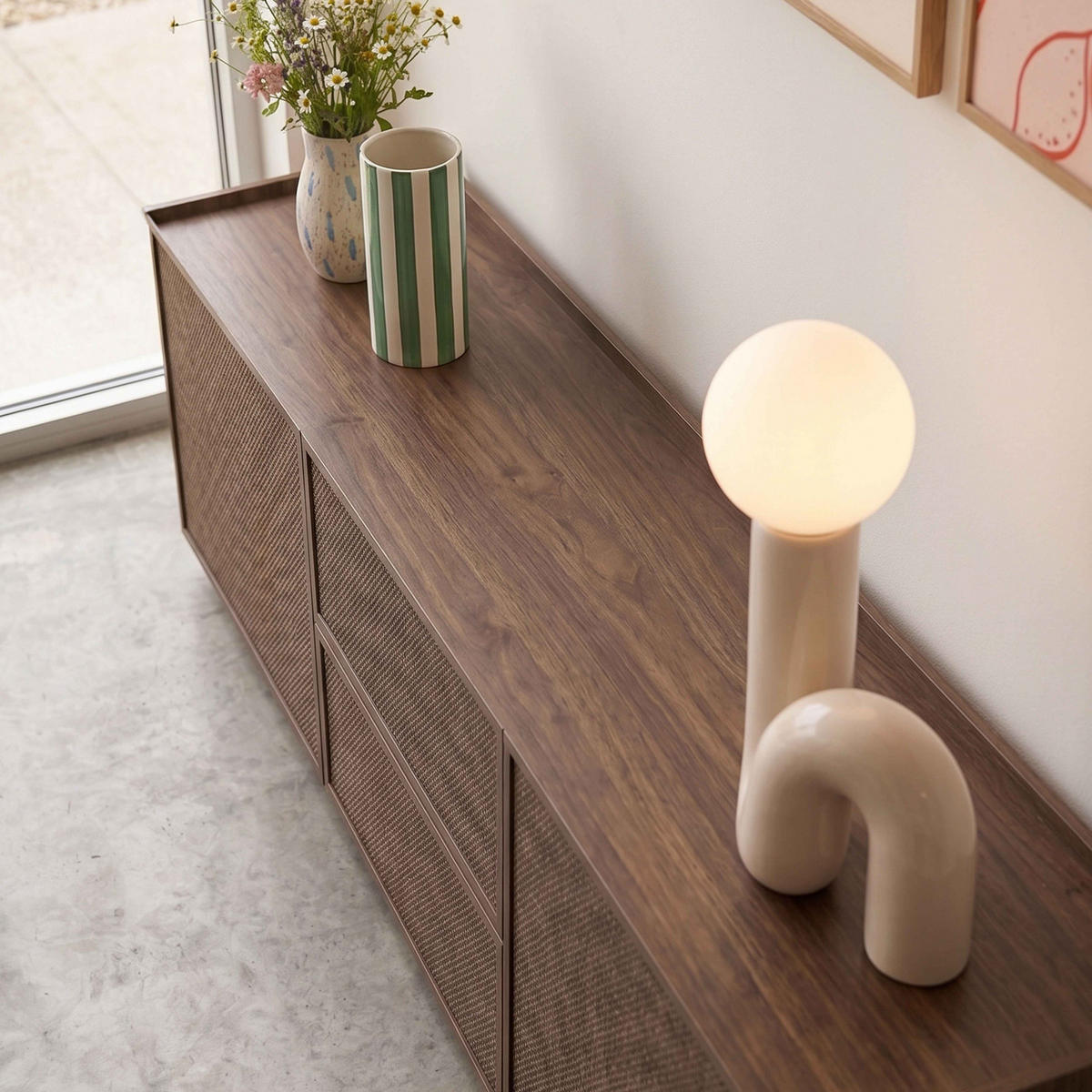 TV-MÖBEL, dunkle Holzoptik - Braun, Holz (150/40/40cm) - Oviala
