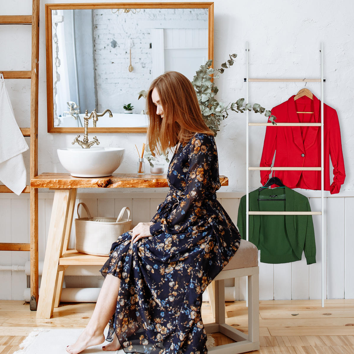 UTERÁKOVÁ polica - viacfarebná, kov/drevo (53/172.5/6cm) - Relaxdays