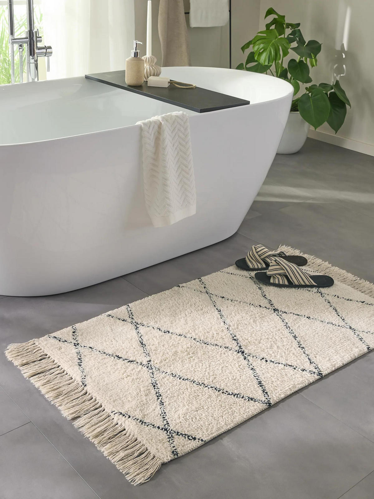 KOPALNIŠKA preproga Naomi kremna 50x80 cm - krem, tekstil/naravni materiali (50/80cm) - benuta Nest