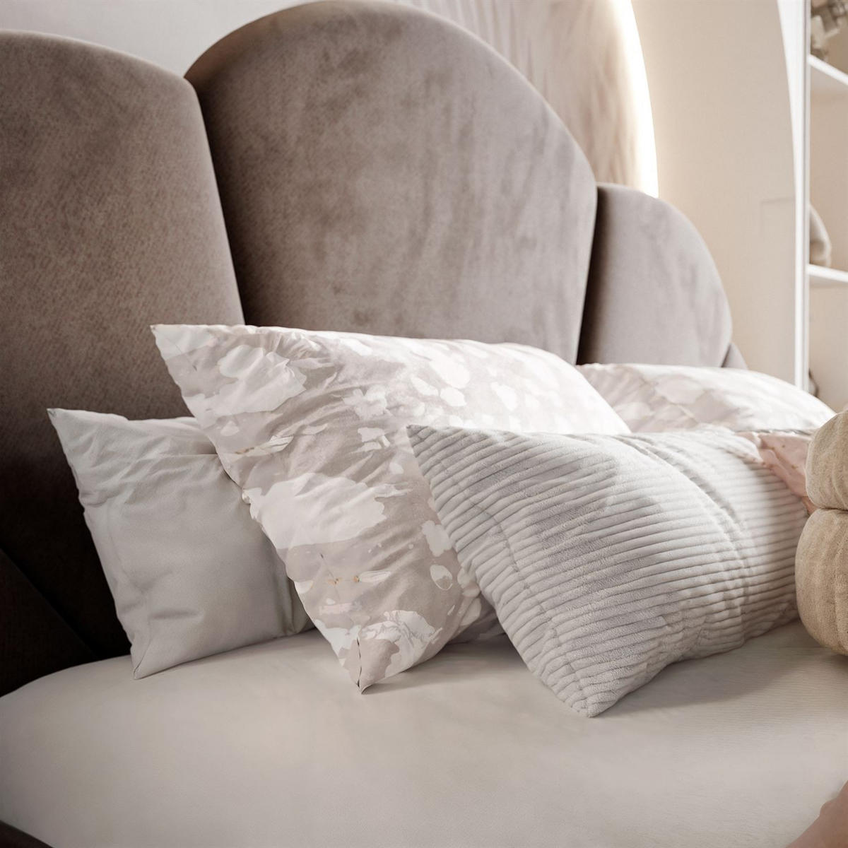 POLSTERBETT ARIEL mit Bettkasten 90x200 cm Element 25 - Braun, Textil (90/200cm) - Lookway