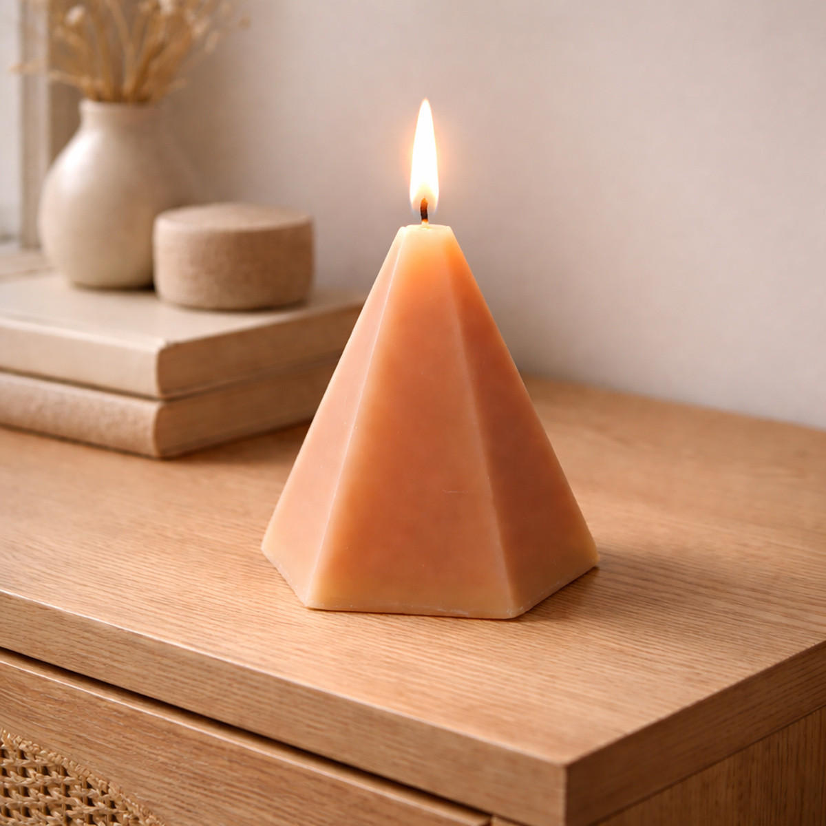 DEKO-KERZE pyramidenförmig Arty 7,4/7,4/12 cm - Rosa, Paraffin (7.4/12/7.4cm) - Homea