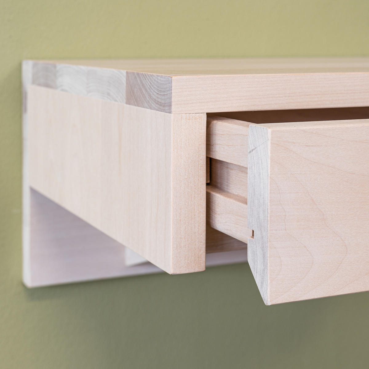 NACHTTISCH Bo, weiße Birke, 30/40/18 cm - Weiß, Holz (40/18/30cm) - WOODEK