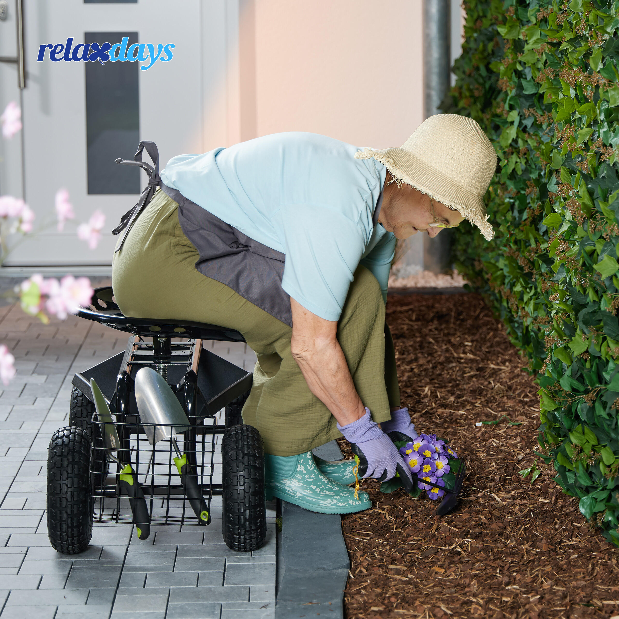 GARTENSITZ - Schwarz, Kunststoff/Metall (45/55/87cm) - Relaxdays