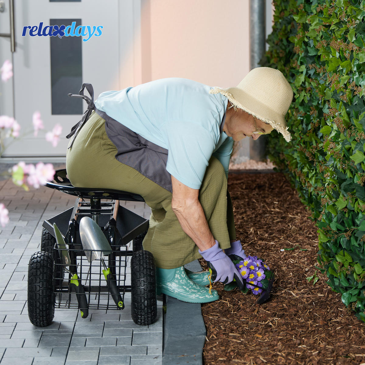 GARTENSITZ - Schwarz, Kunststoff/Metall (45/55/87cm) - Relaxdays