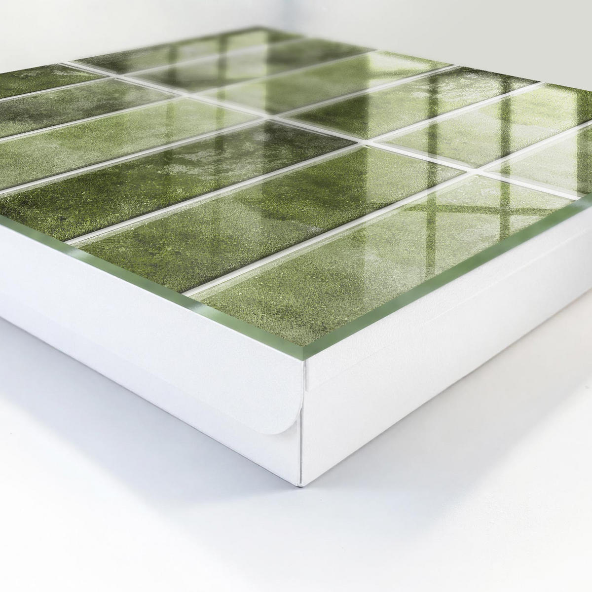 SCHLÜSSELBOX Weiß 30x30 cm – Türöffnung nach rechts - Grüne Fliesen - Grün, Metall (30/30/5cm) - TULUP