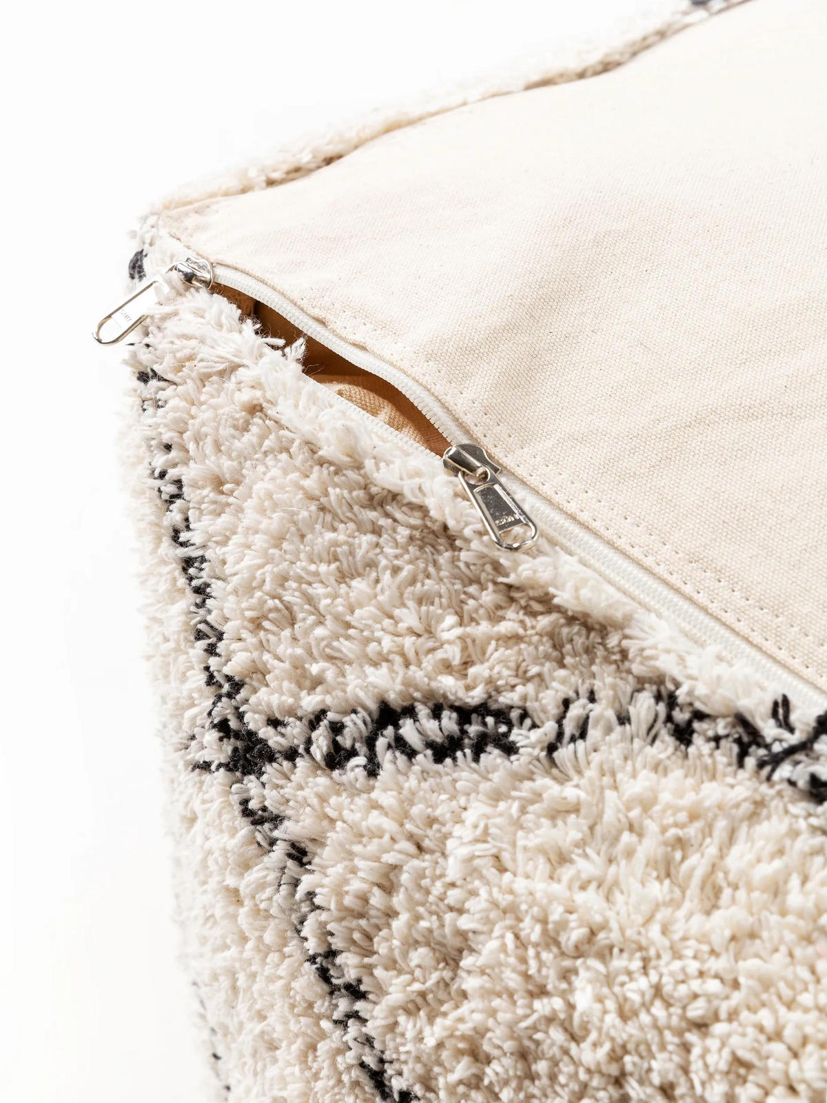 POUF Naomi Cream 45x45x45 cm - Creme, Textil (45/45/45cm) - benuta Nest