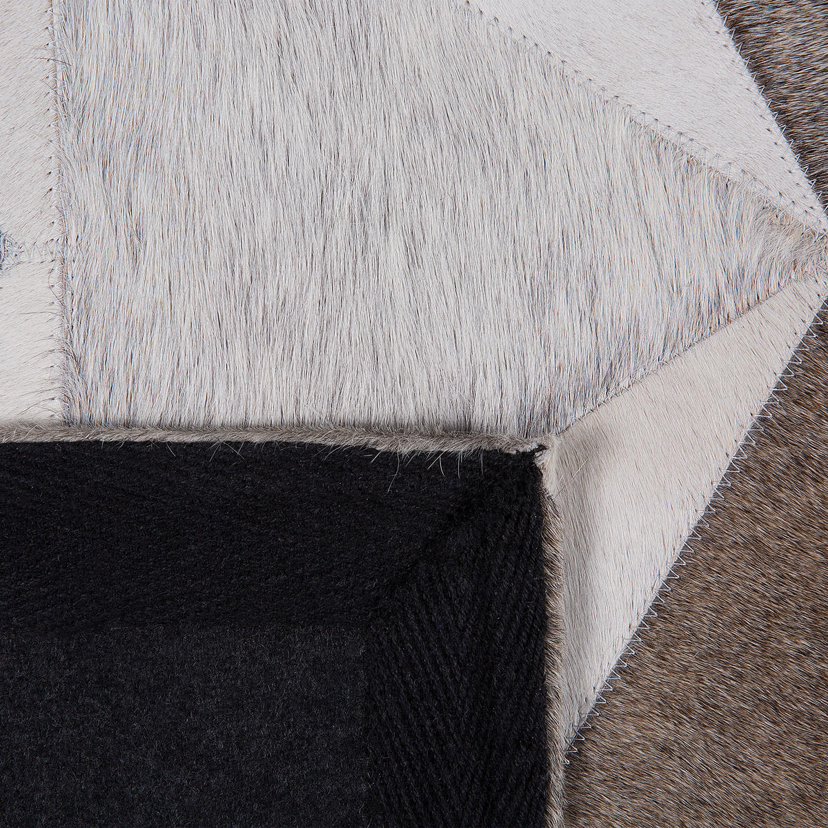 KURZFLOR-TEPPICH Alaka 200/140 cm - Grau, Fell (140/200cm) - Beliani