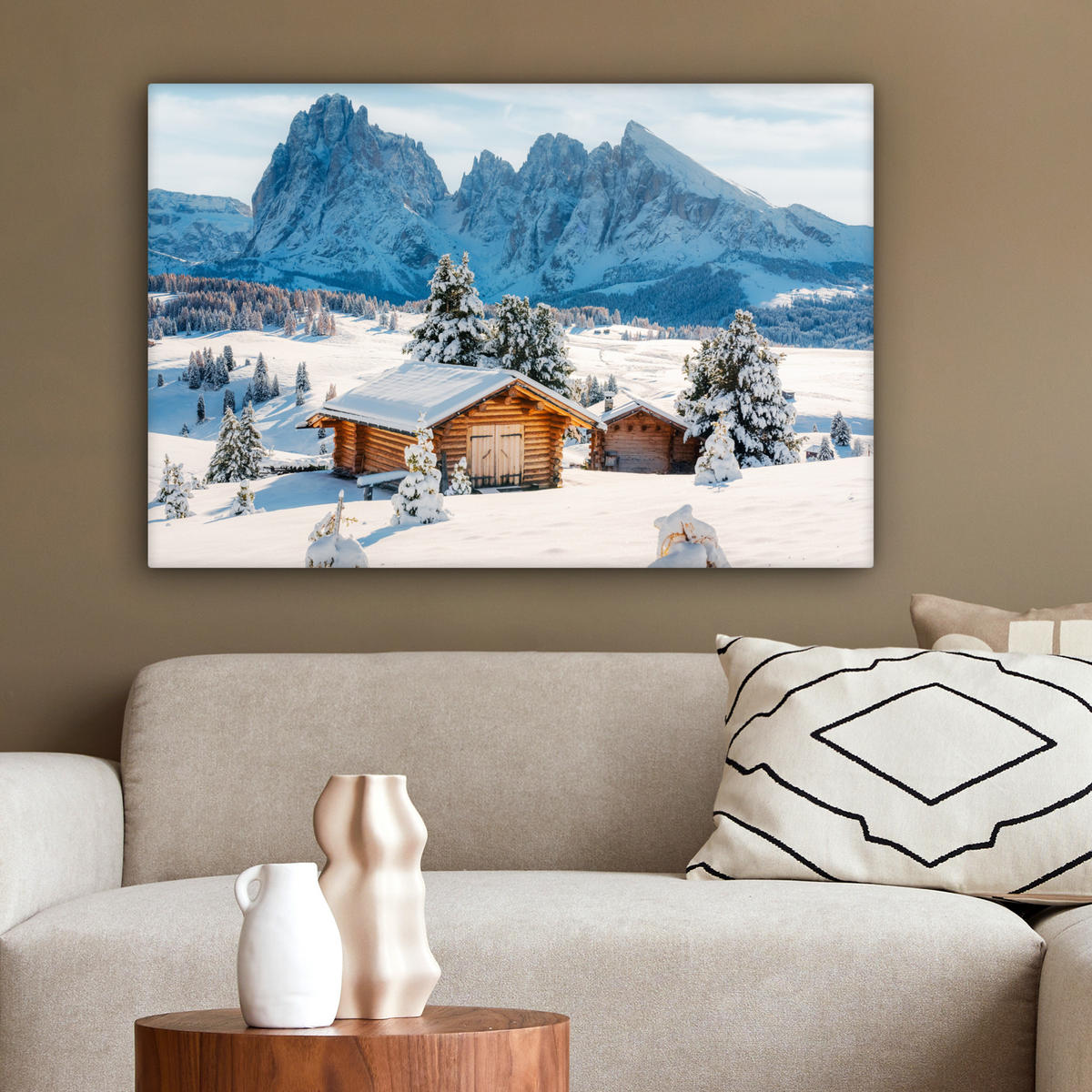 LEINWANDBILD Winter - Hütte - Berge - Aussicht - Schnee Wanddeko 90x60 cm - Eichefarben, Textil (90/60cm) - MuchoWow