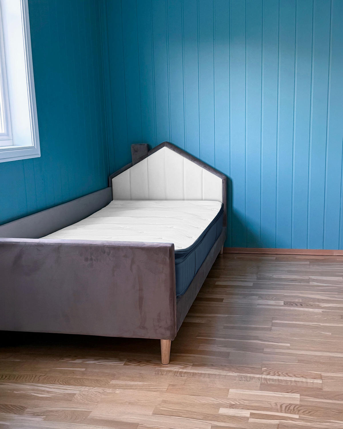 MATRACE s kapsovými pružinami, gelem a paměťovou pěnou H3/4 Tuhá 90/200 cm Pleasant - bílá, textil (90/200cm) - Beliani
