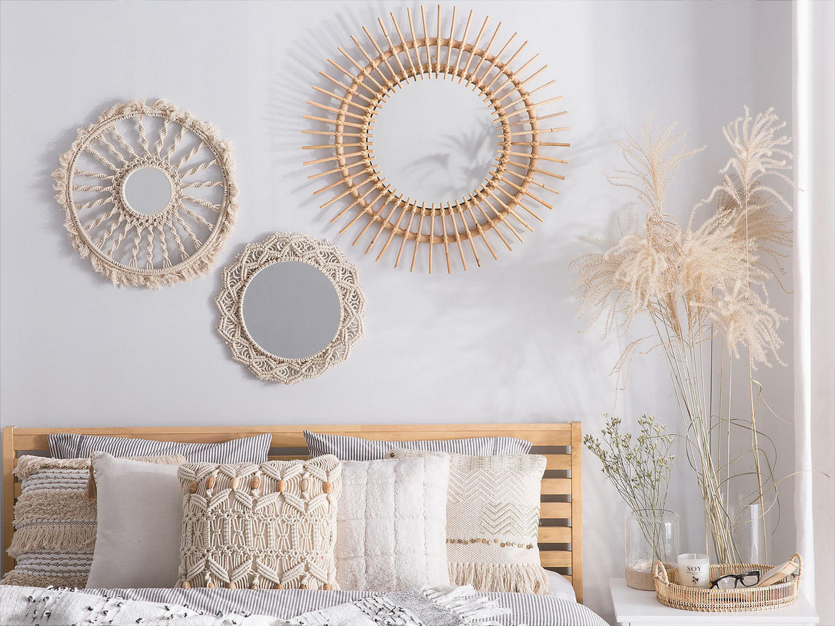 WANDSPIEGEL Rattan natürlich Sonnenform 76 cm Stenen - Beige/Naturfarben, Naturmaterialien (76/76/3cm) - Beliani