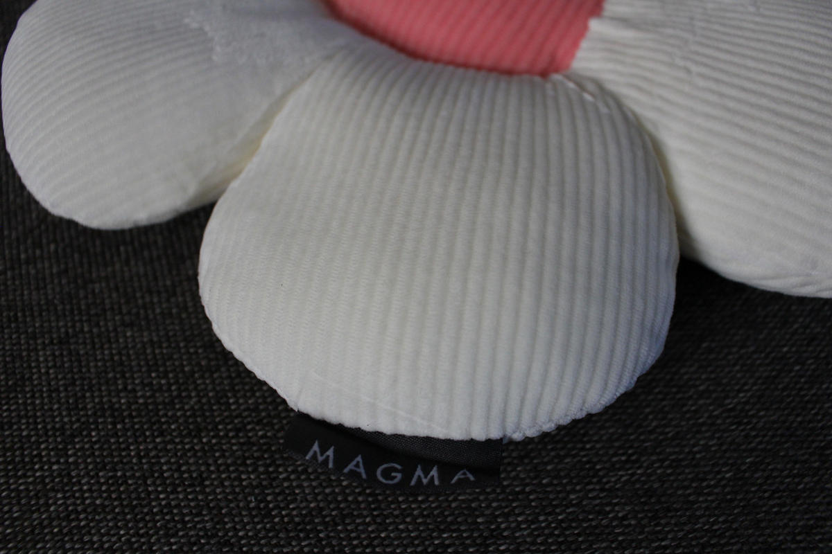 FORMKISSEN klein Blume MINNIE - Creme, Textil (30cm) - Magma Heimtexx