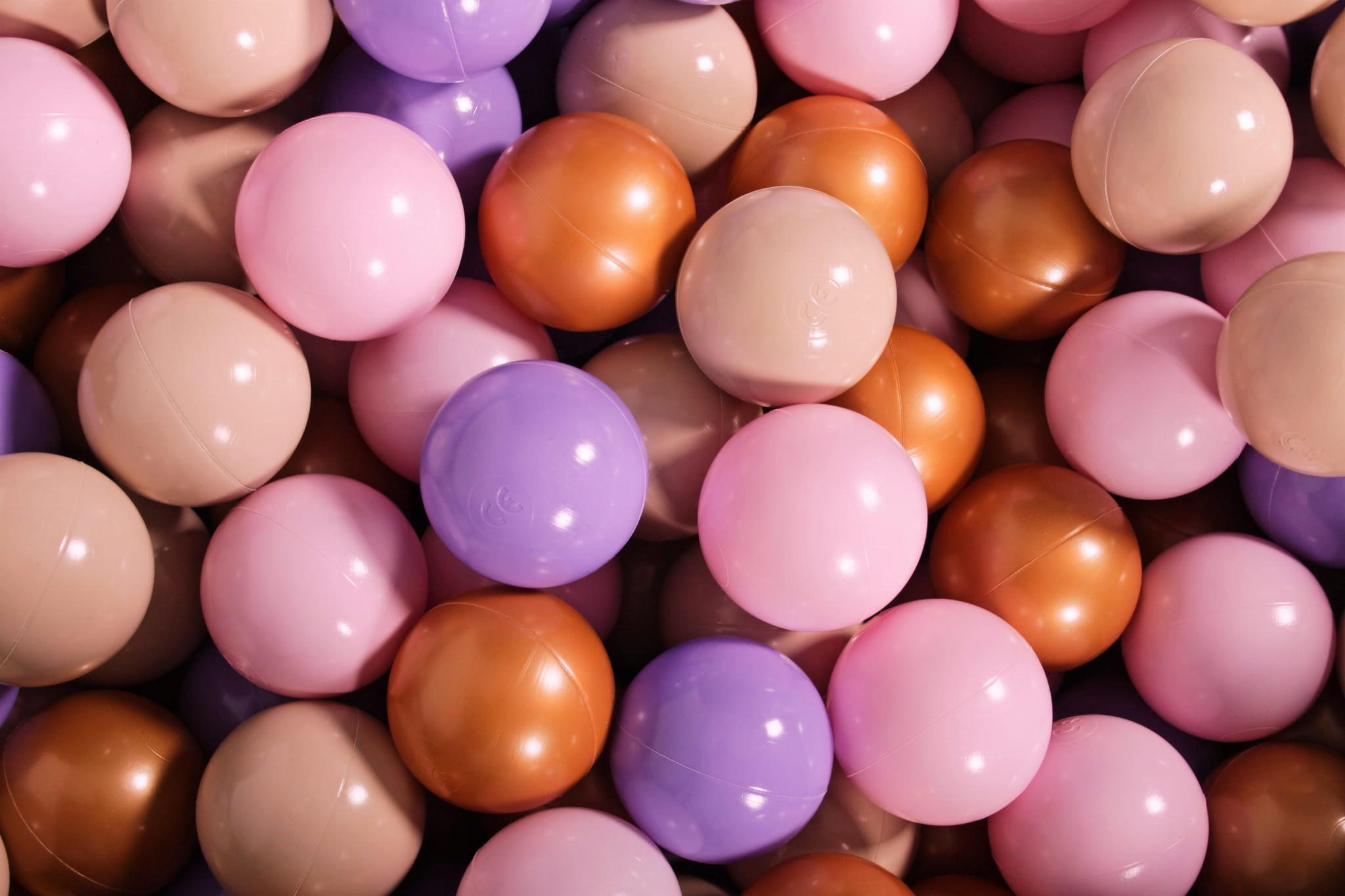 BÄLLE für Bällebad, Spielbälle, Plastikbälle für Kinder Set 50 pcs.: Beige/Gold/Violett/Pastellrosa - Beige, Textil (7/7/7cm) - MeowBaby