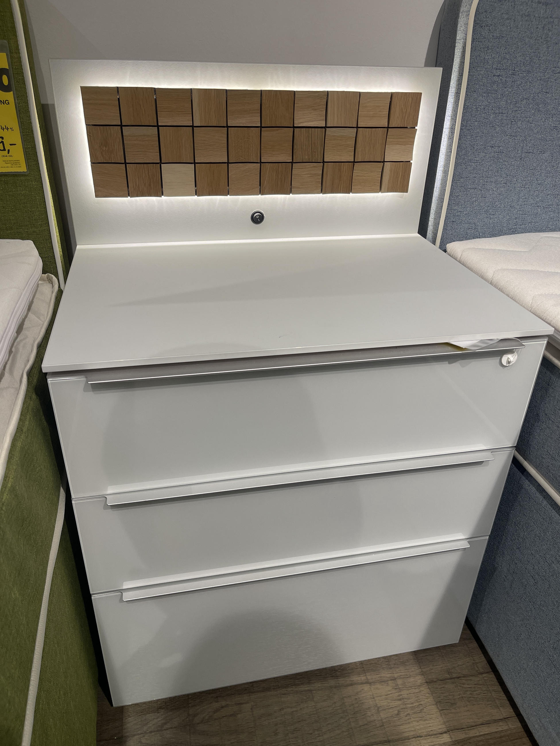 Nočna omarica Sortino - Dieter Knoll