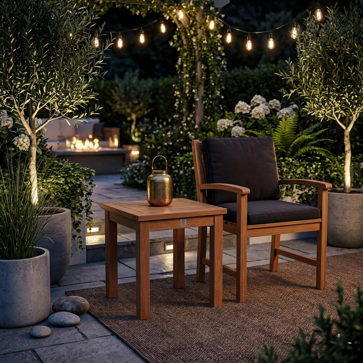 BEISTELLTISCH Norwich - Gartentisch aus Eukalyptusholz Oberfläche geölt. 40x40x40cm - Braun, Holz (40/40/40cm) - TPFGarden