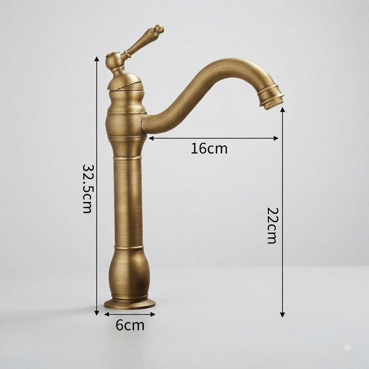 BADEZIMMERARMATUR mit zwei Zulaufrohren, 32,2 x 22 cm, gold. - Goldfarben, Metall (41.5/7/22cm) - Vallsero