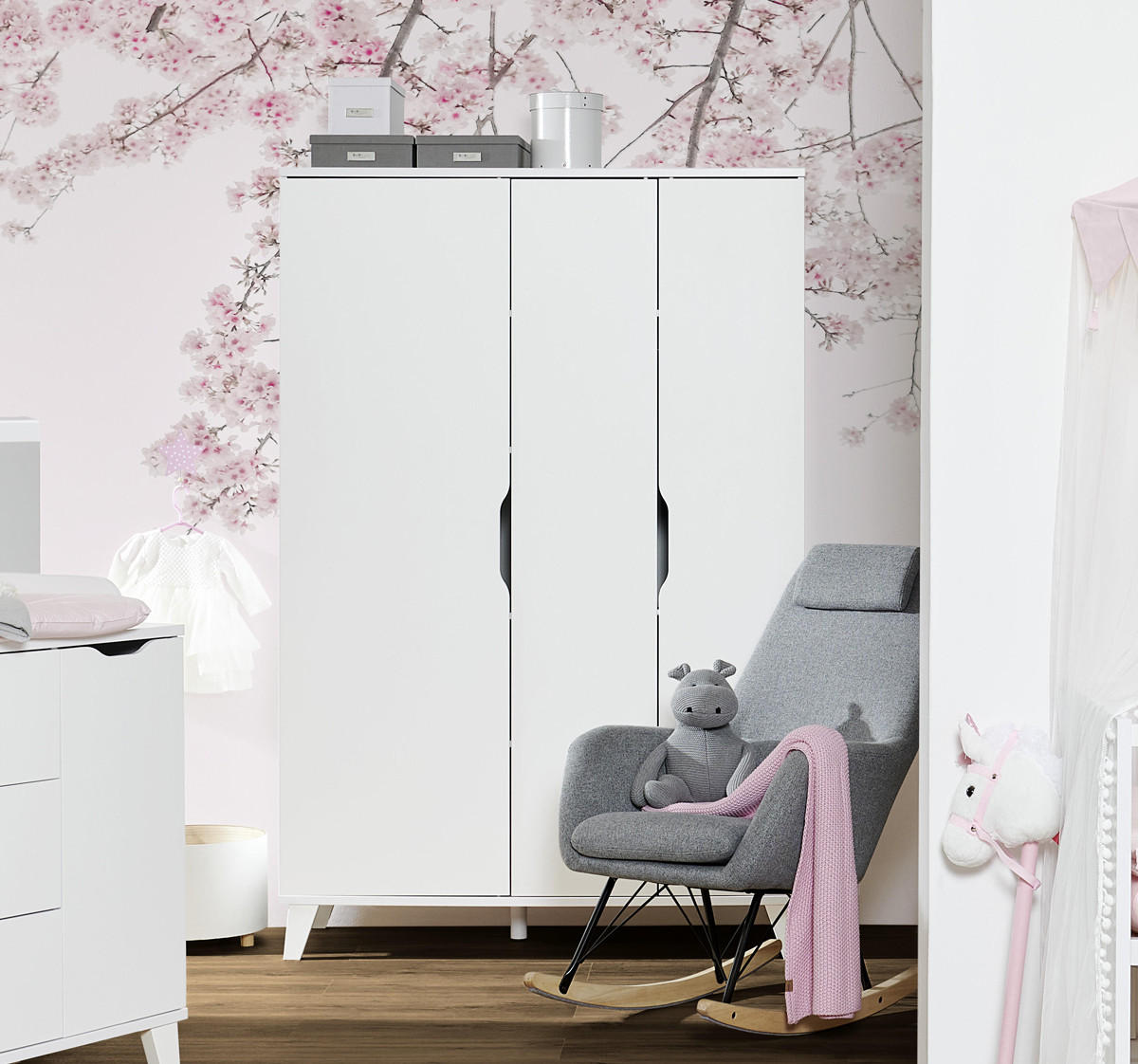 Omare za otroška oblačila