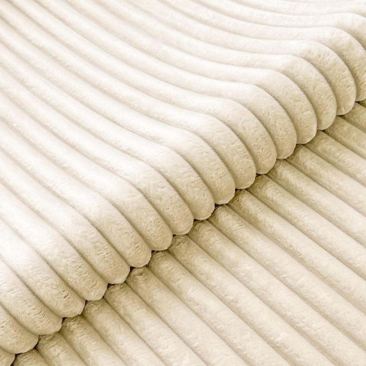 ECKSOFA Wolke mit tiefer Sitzfläche, Schlaffunktion und praktischem Bettkasten aus weichem Hellbeige Cordstoff - Beige/Schwarz, Holz/Kunststoff (225/162cm) - S-Style