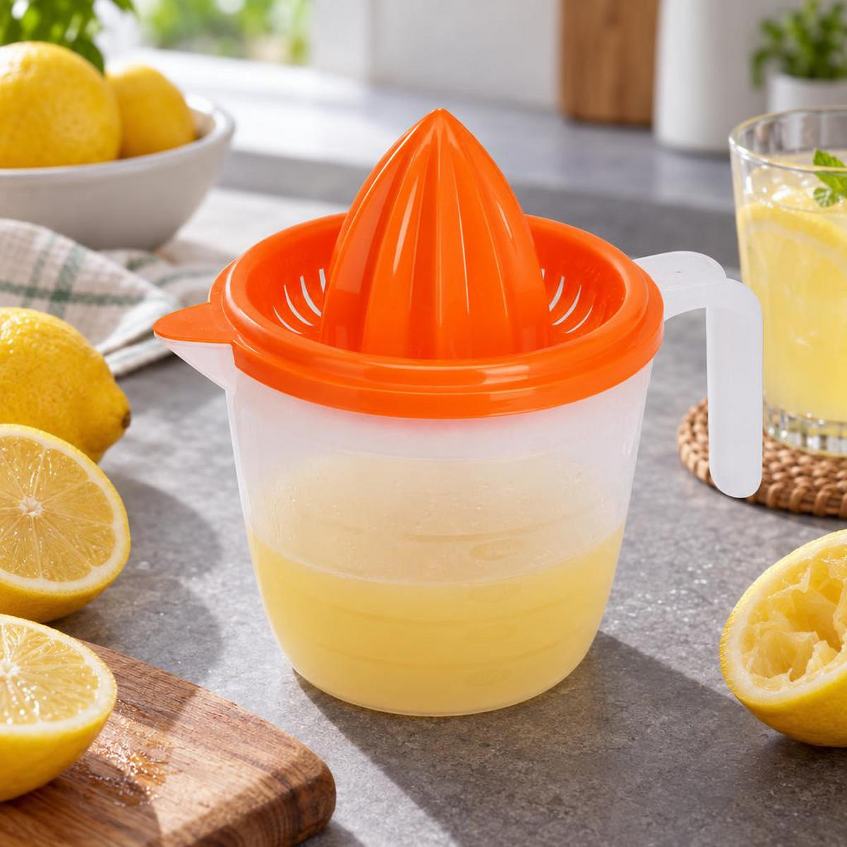 ZITRONENPRESSE mit großem Behälter 600 ml 16,5/11,5/15 cm - Orange, Kunststoff (11.5/15/16.5cm) - Excellent Houseware