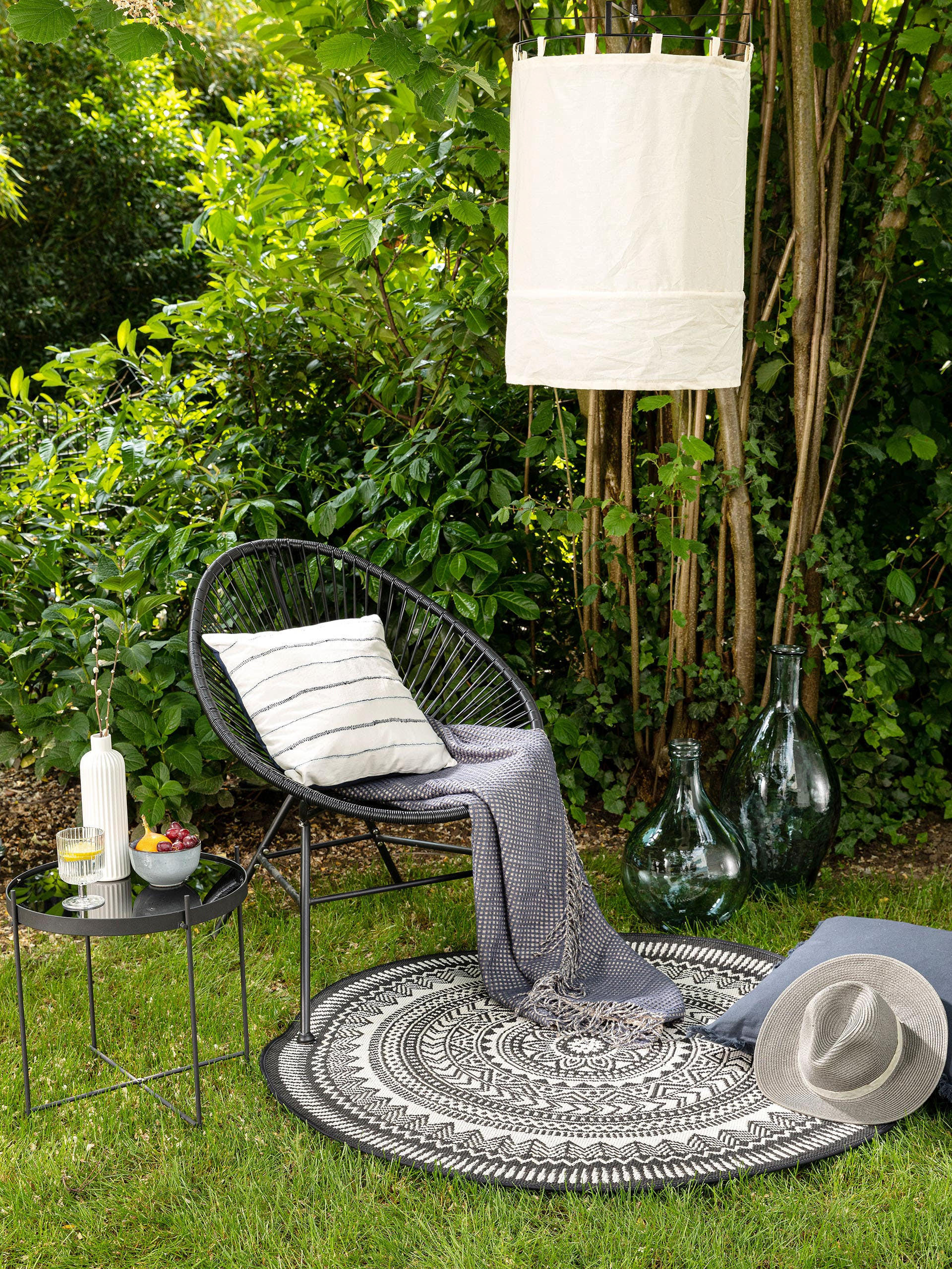 OUTDOORTEPPICH Metro Schwarz/Weiß ø 120 cm rund - Schwarz, Textil (120/120cm) - benuta Nest