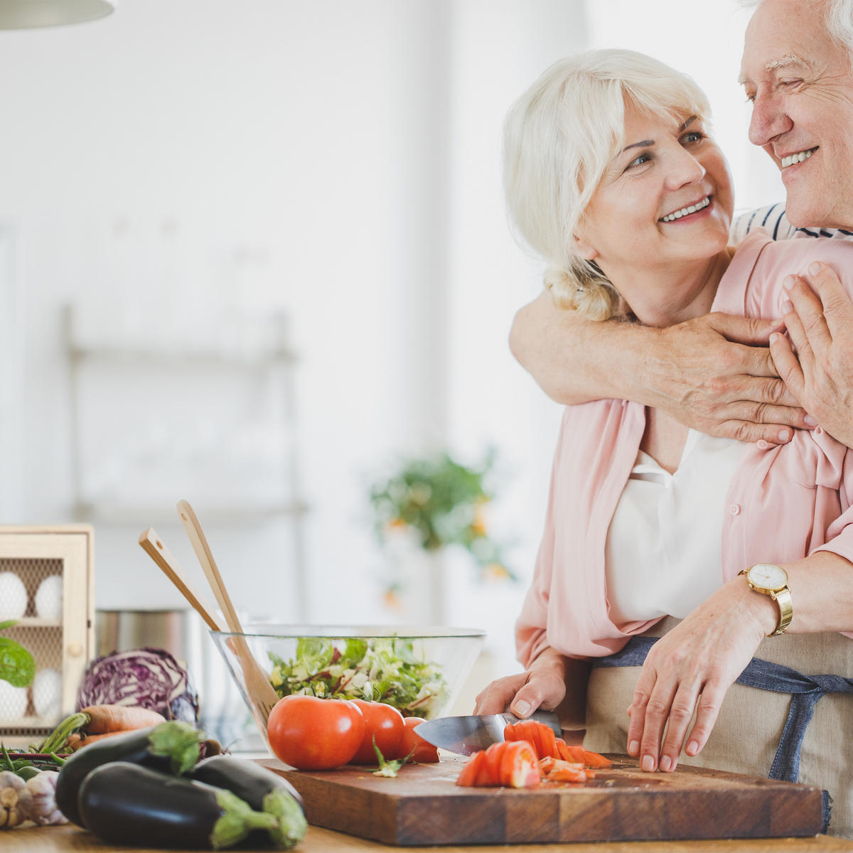 EIERSCHRANK - Grau, Holz/Metall (18/25/12cm) - Relaxdays