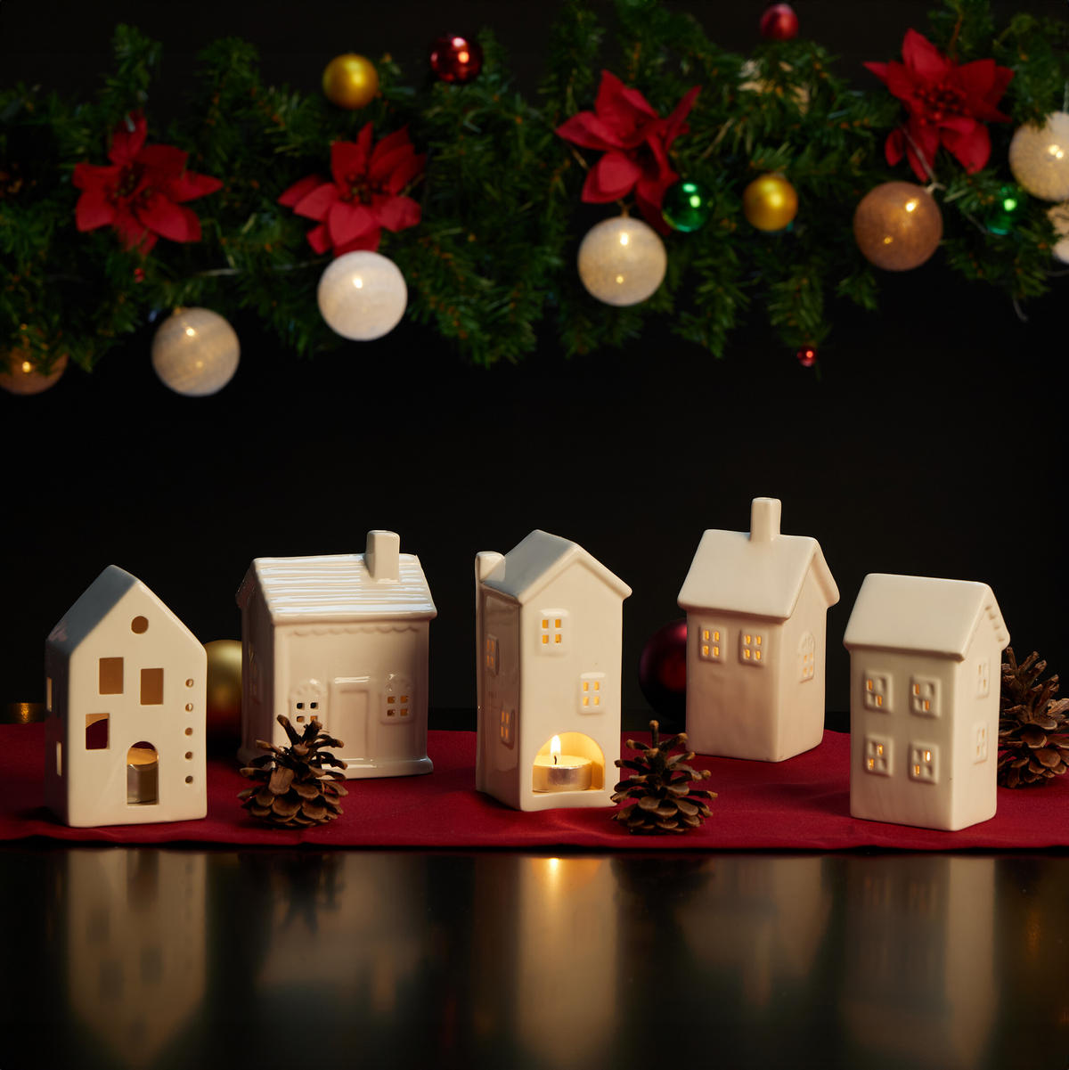 TEELICHTHAUS - Weiß, Keramik (12.5cm) - Relaxdays