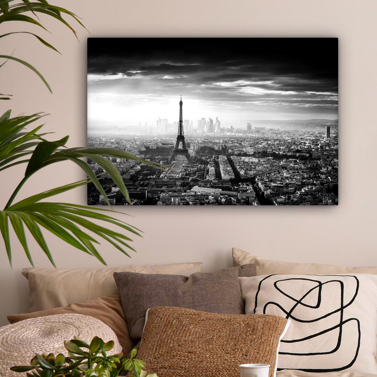 OBRAZ NA PLÁTNĚ Paříž - panorama - Eiffelova věž - město - mraky 90x60 cm - tmavě šedá, textil (90/60cm) - MuchoWow