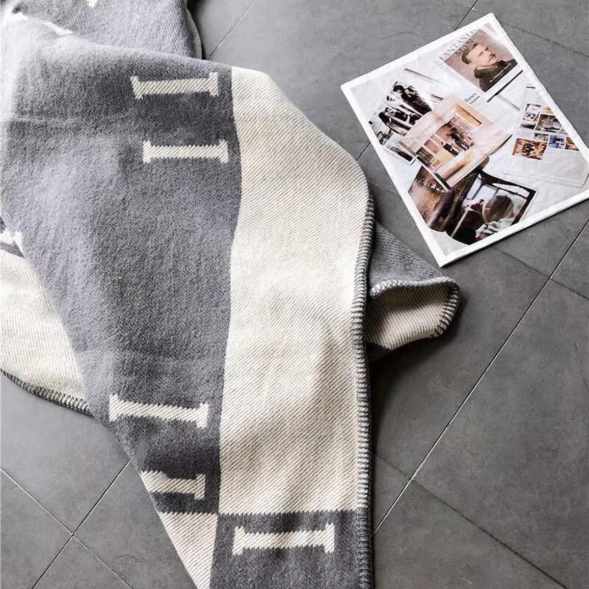 WOHNZIMMERDECKE - 130 x 180 cm - Hellgrau - Hellgrau, Textil (130/180cm)