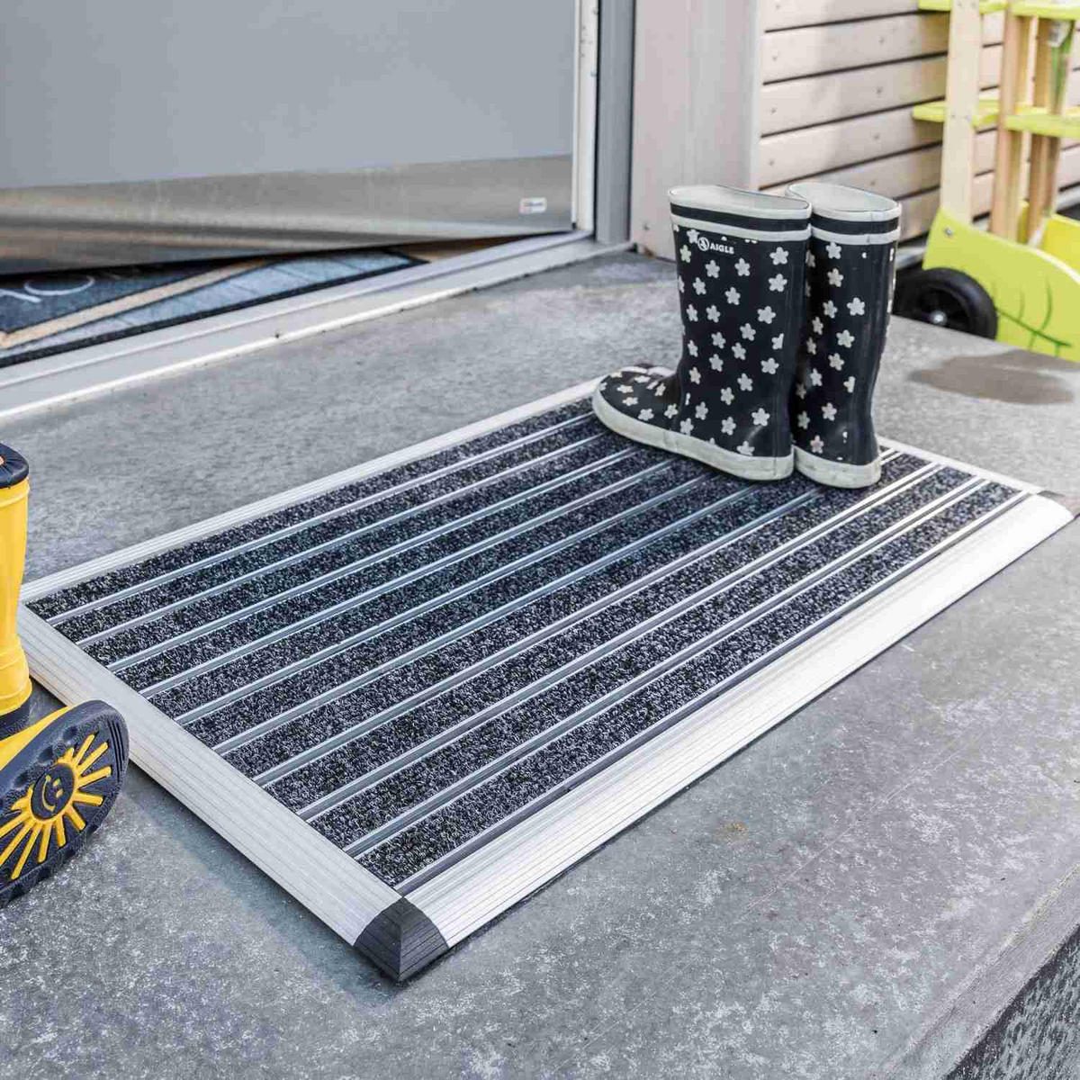 GUMMI-FUSSMATTE MIT ALU KANTE EXCELLENCE MAT - Anthrazit, Metall (45/75cm) - Astra