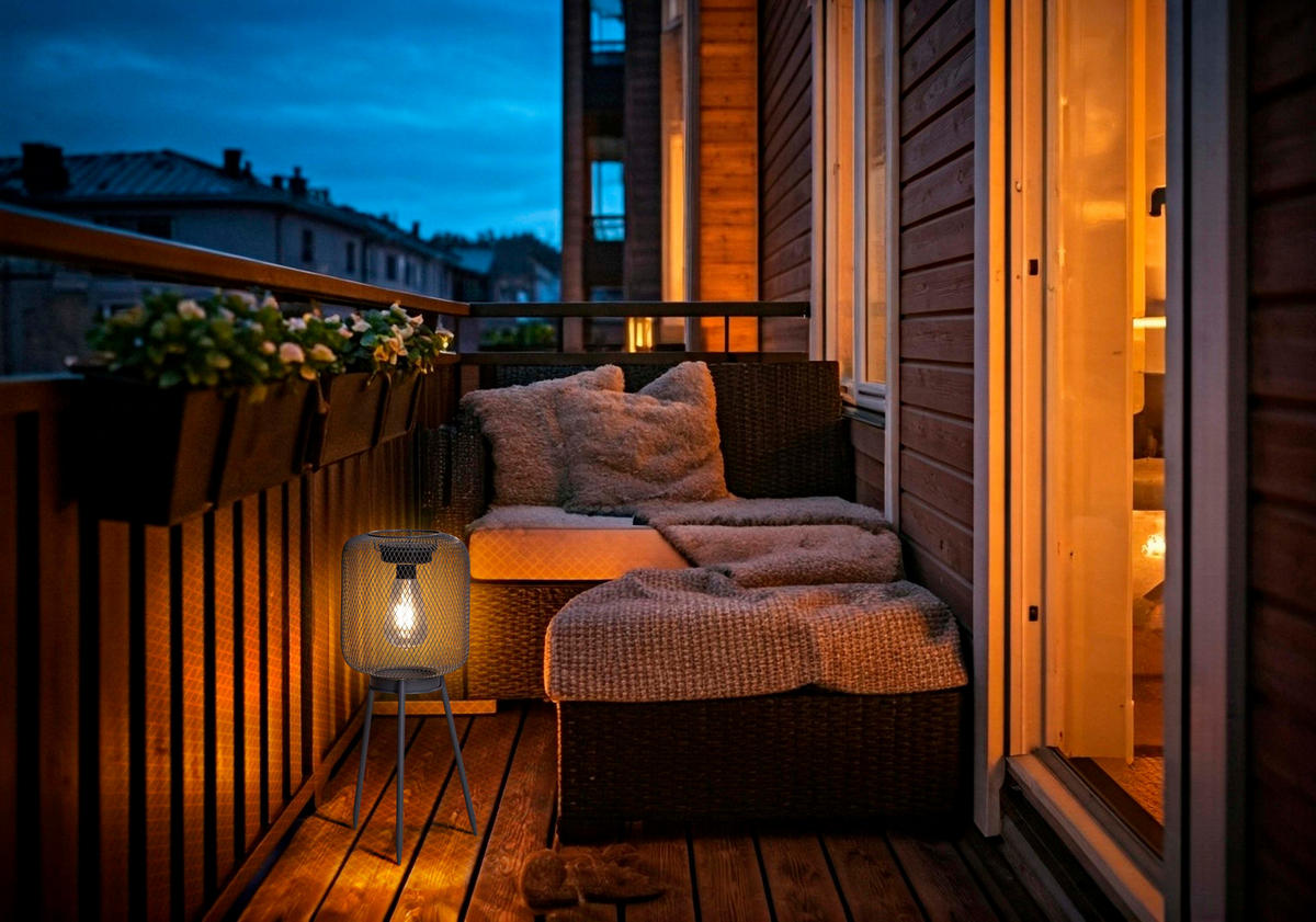 SOLAR-LED-STEHLEUCHTE - warmweißes Licht mit Dämmerungssensor für Garten und Terrasse - Weiß, Kunststoff (18/67/18cm) - Northpoint