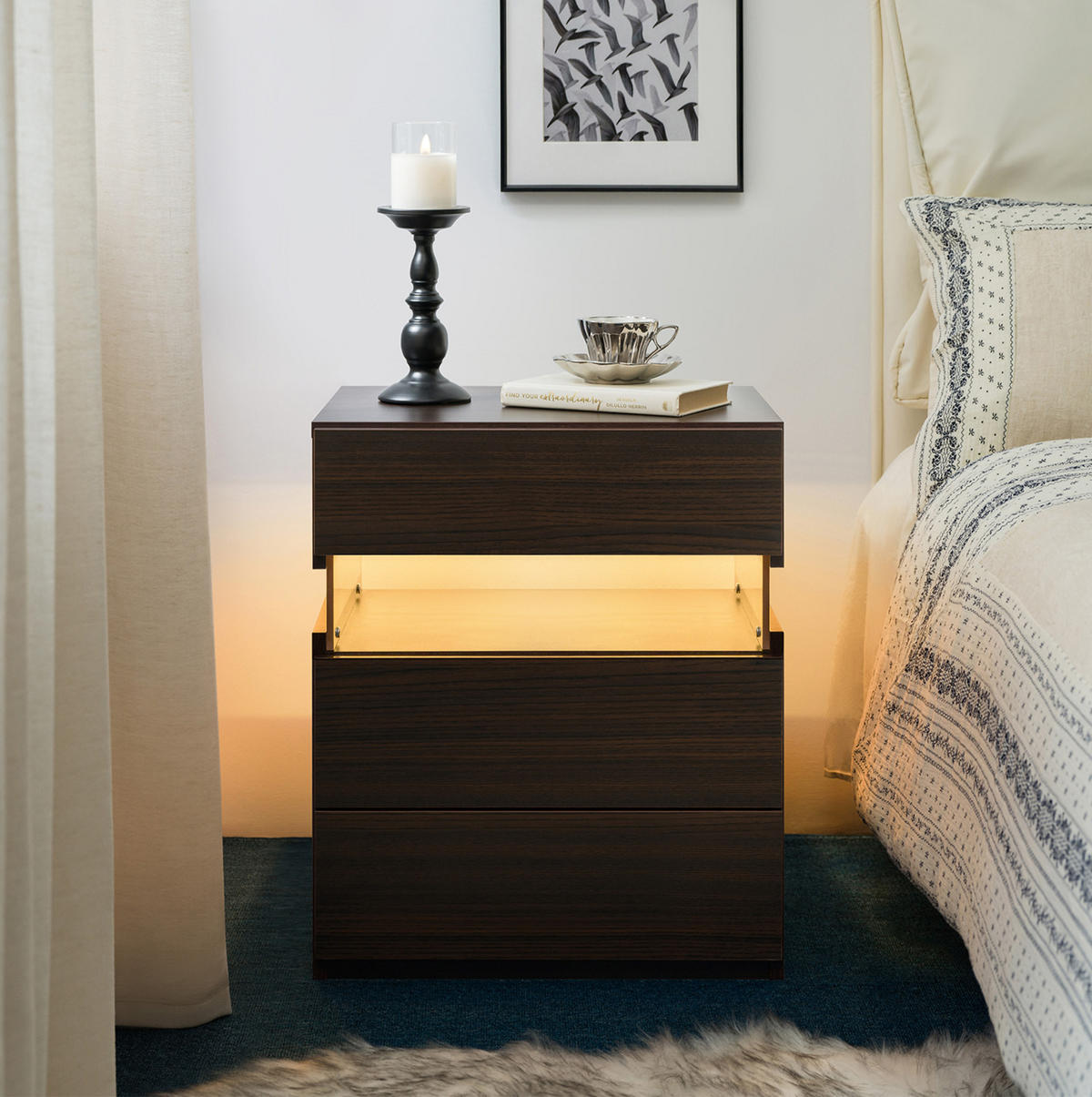 NACHTTISCH in Walnuss mit 3 Schubladen und LED-Beleuchtung,48/38/61 cm - Walnussfarben, Holzwerkstoff (38/61/48cm) - Flora Grace