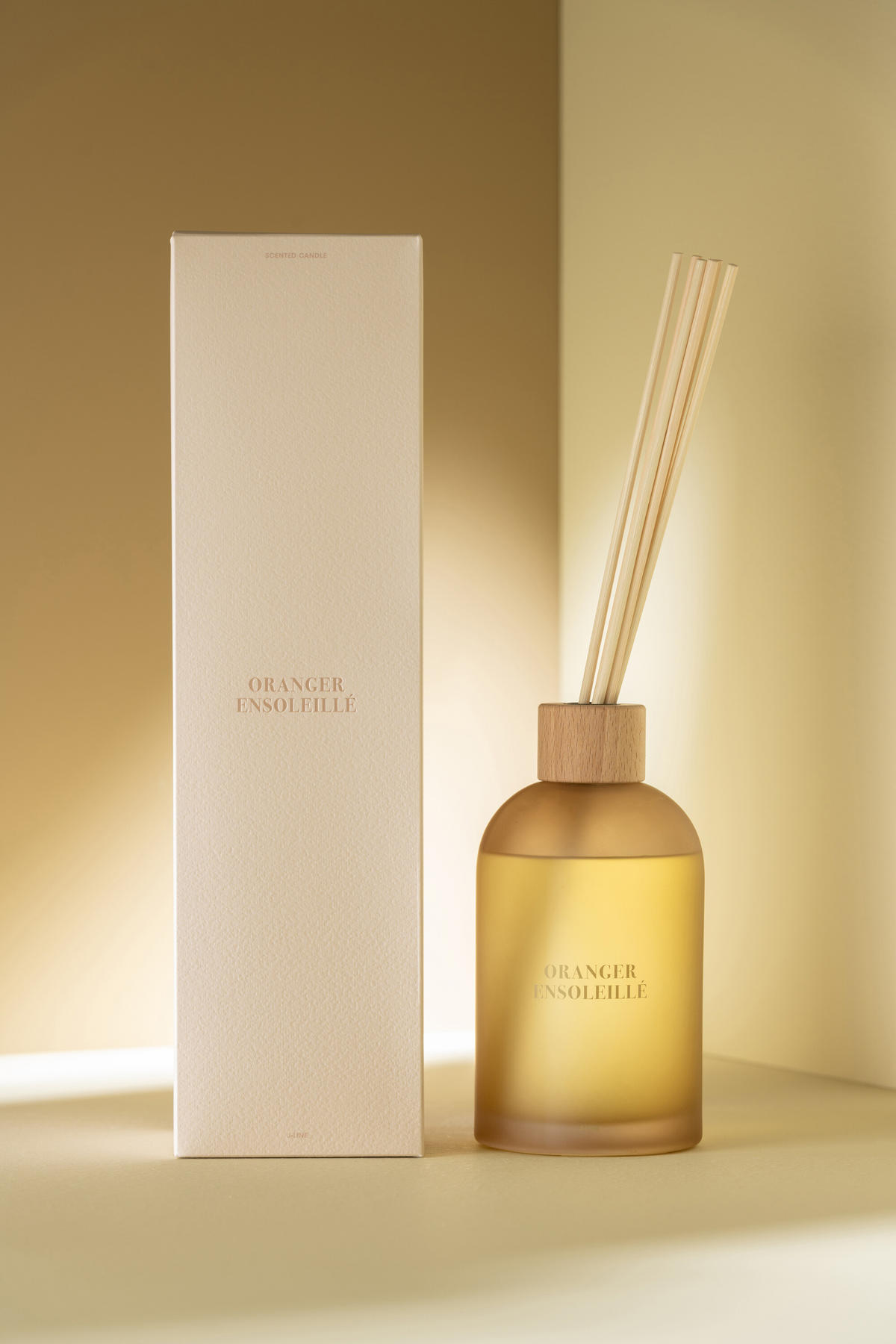 DUFTSPENDER HAUSPARFUM ACCORDS ESSENTIELS - Gelb - 550 ml - Hellgelb, Paraffin (9.5/35.5/9.5cm) - J-Line