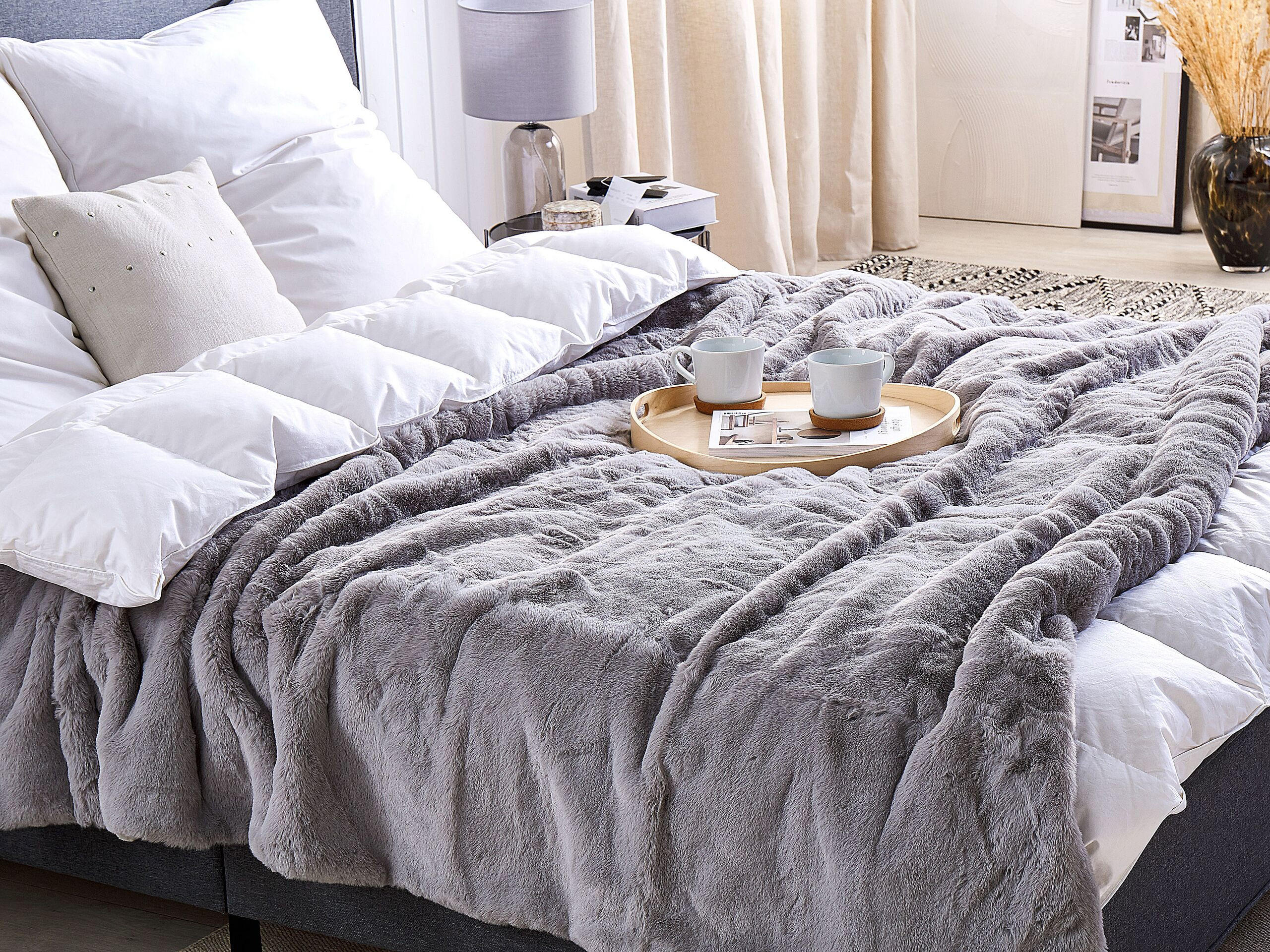 DECKE Hellgrau Chaab 200/220 cm - Hellgrau, Textil (200/220cm) - Beliani