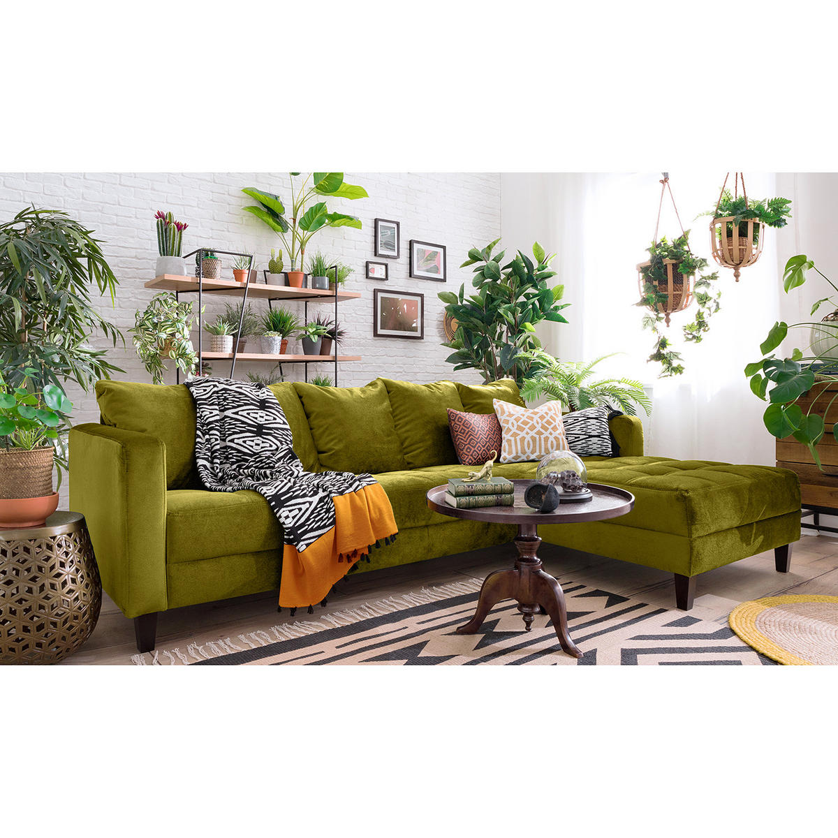 ECKSOFA mit Ottomane - Samt - Olivgrün, Textil (254/165cm) - home24