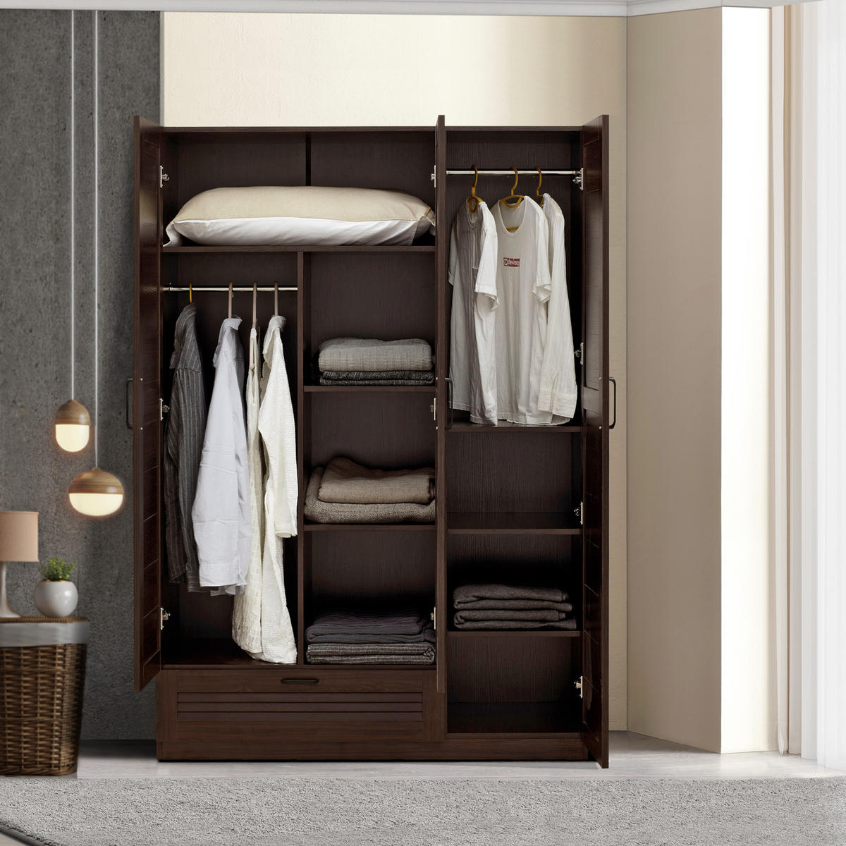 KLEIDERSCHRANK Finning - Walnussfarben, Holzwerkstoff (120/176/52cm) - [en.casa]