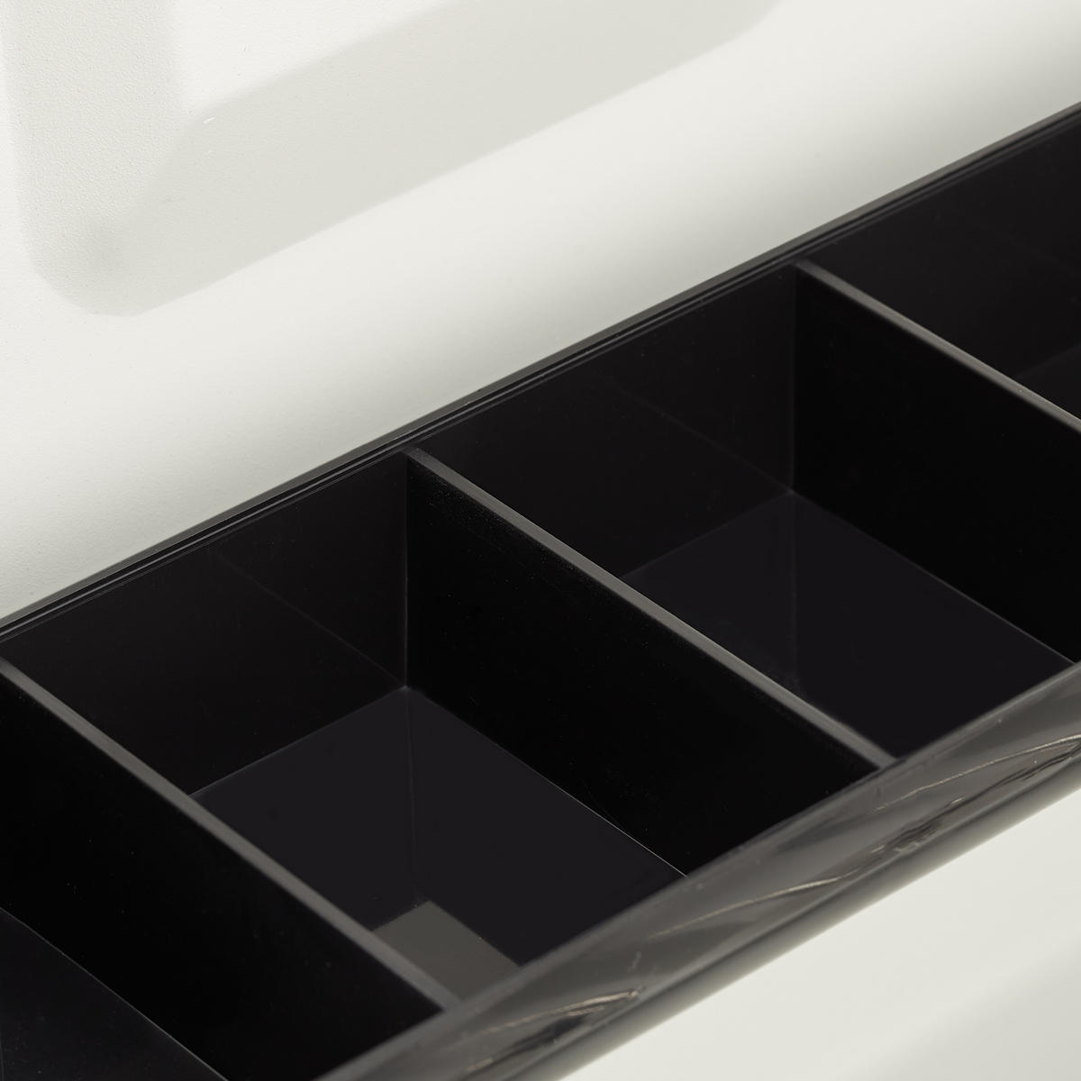 GELDKASSETTE - Weiß, Kunststoff/Metall (30.5/8.5/24.5cm) - Relaxdays