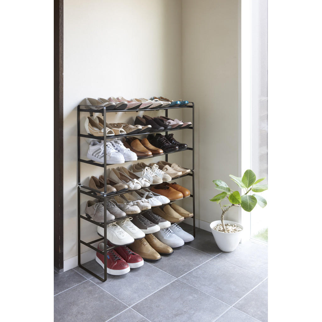 Yamazaki Frame Lehnendes Kinderschuhregal – Schwarz, 50x22x48 Cm, Höhenverstellbar, Aus Stahl/ABS-Harz/Silikon