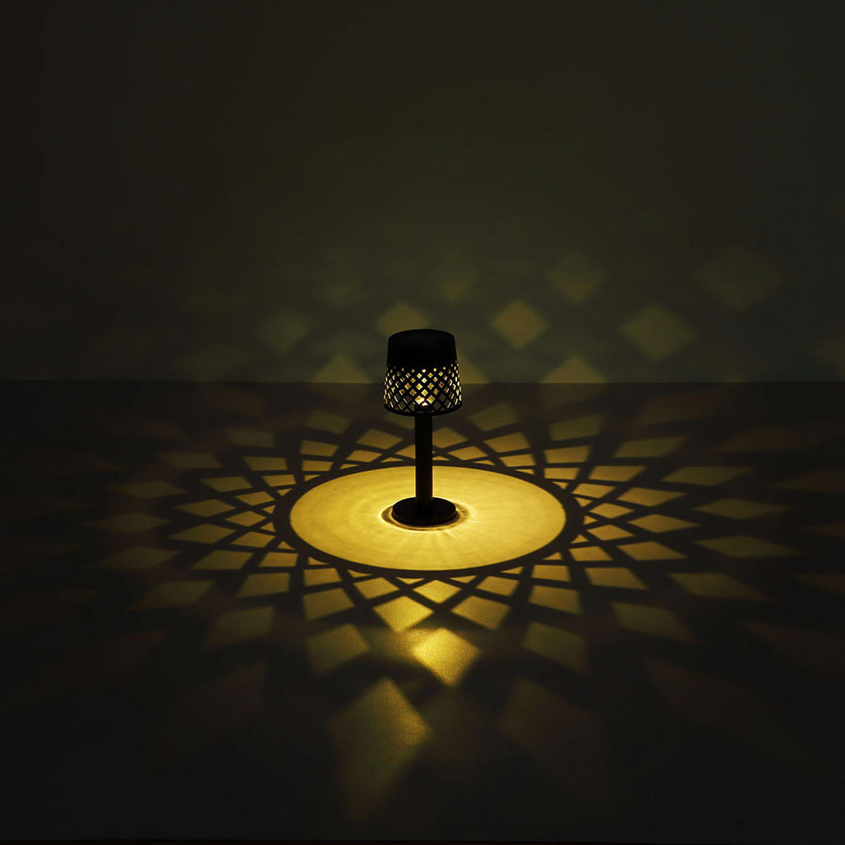 LED AUSSENLEUCHTE Schwarz Matt Dekorstanzungen - Schwarz, Kunststoff (9/9/21cm) - Globo Lighting